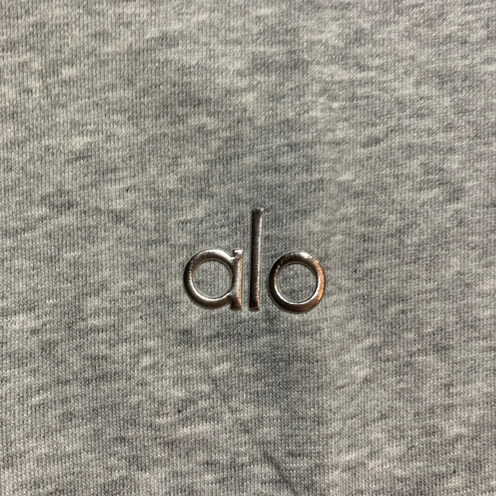 Alo Yoga Grey Heather Quarter Zip Pullover and Open Leg Sweatpants Set Medium - Picture 3 of 11